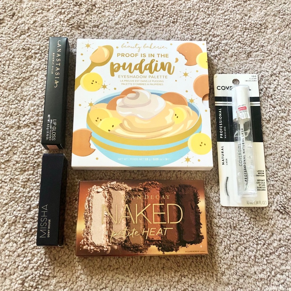 New MU - Urban Decay, Anastasia, Missha, Covergirl
